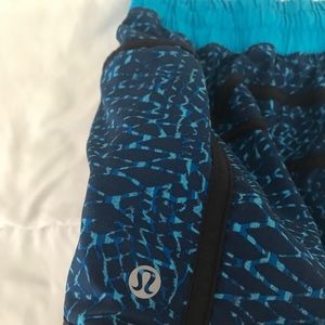 Lululemon Tracker short size 4
